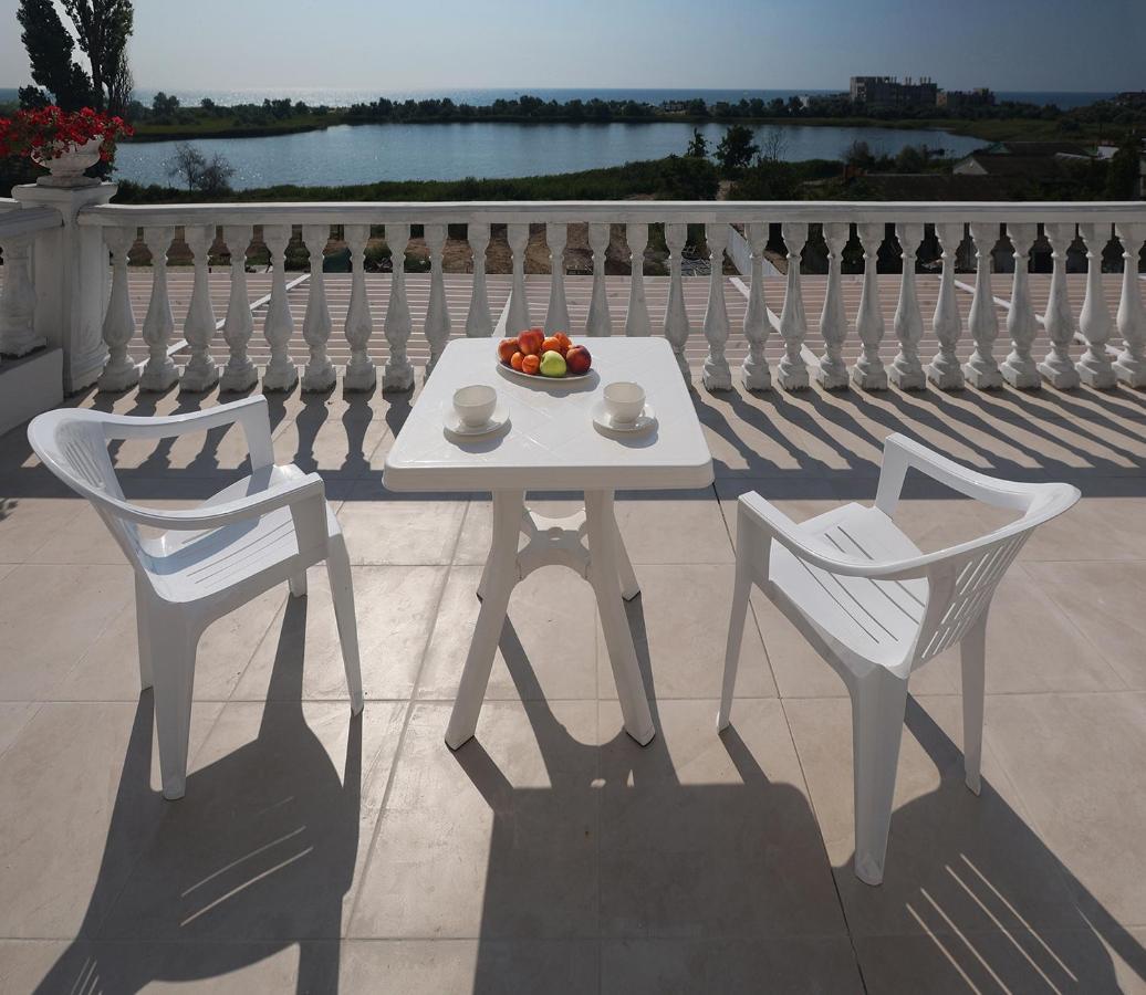 Panorama Briz Hotel Karolino-Buhaz Exterior photo