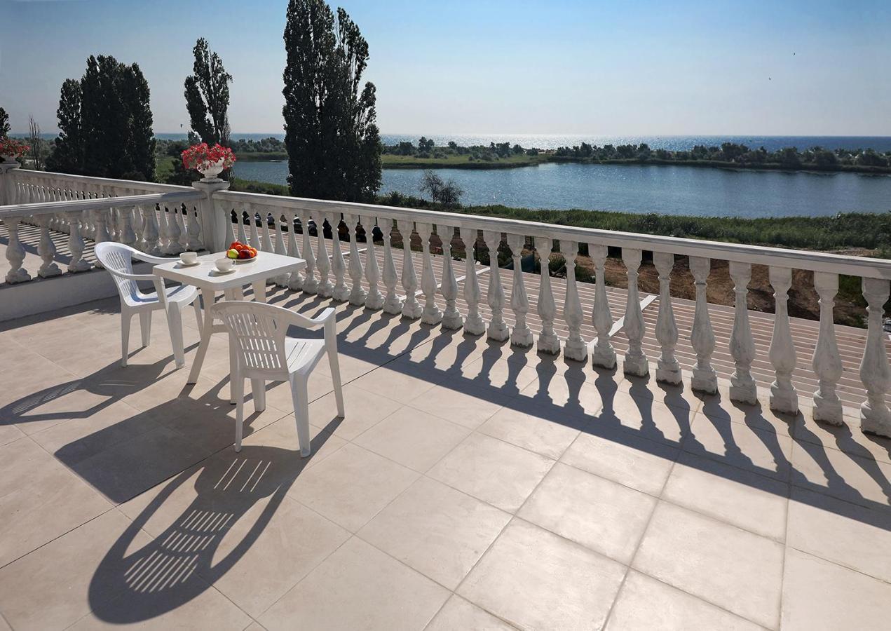 Panorama Briz Hotel Karolino-Buhaz Exterior photo
