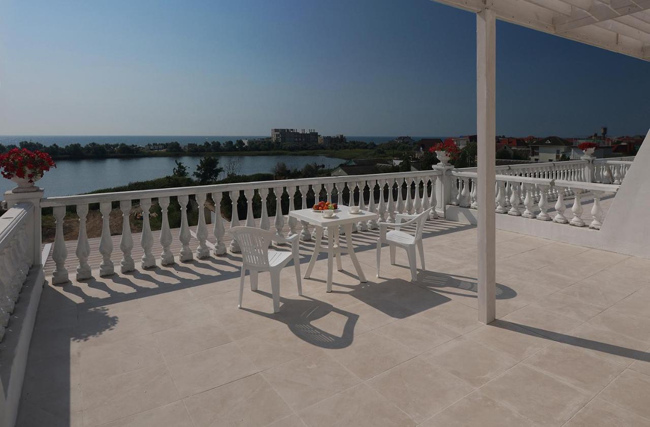 Panorama Briz Hotel Karolino-Buhaz Exterior photo