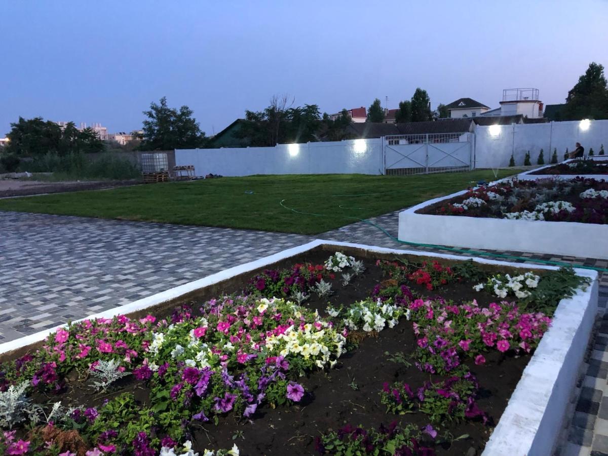 Panorama Briz Hotel Karolino-Buhaz Exterior photo